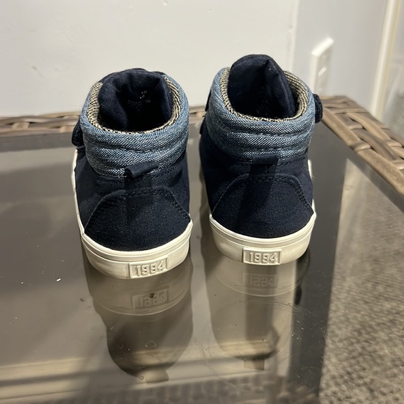 lot of 3 pairs of boy’s shoes - Picture 8 of 9